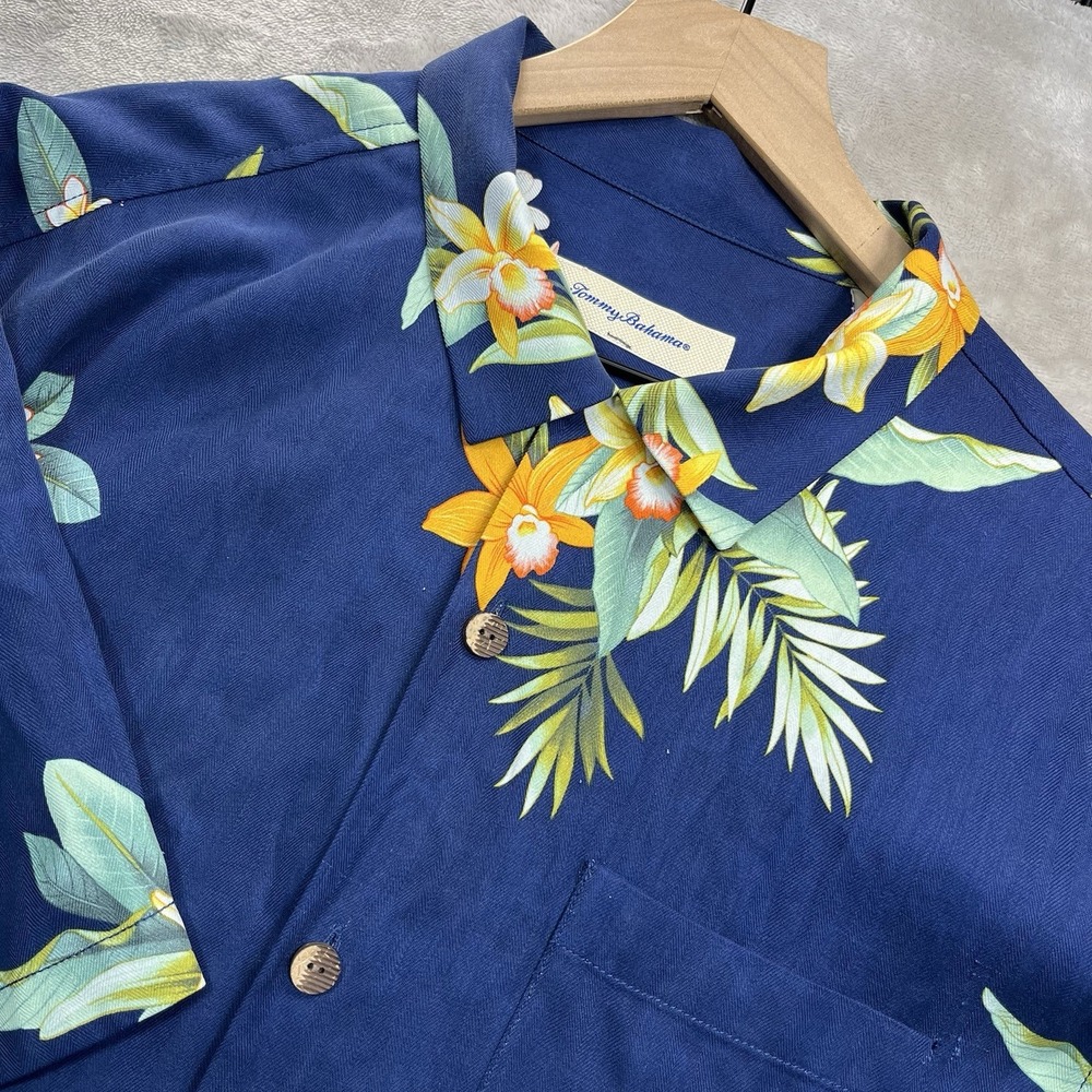 Tommy Bahama Silk Shirt Mens L Blue Tropical Floral Camp Button Up